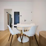Combaz 4 *