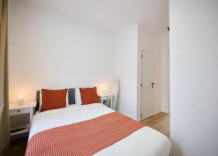 アパート Combaz 4 *