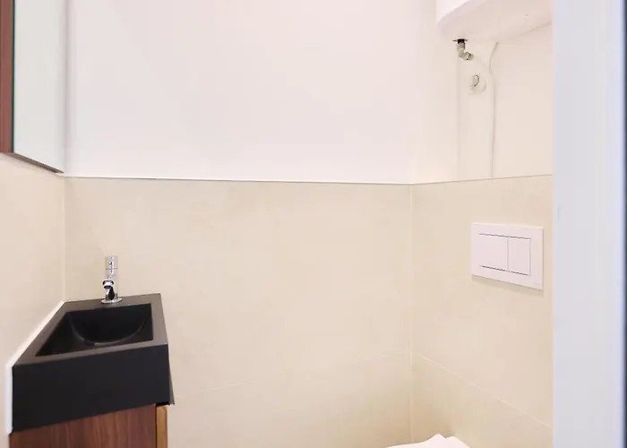 Combaz 4 アパート Mellet