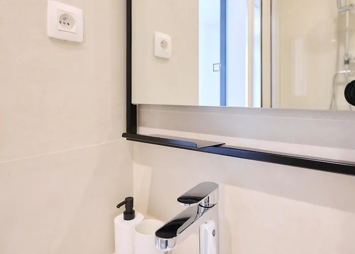 Combaz 4 アパート *